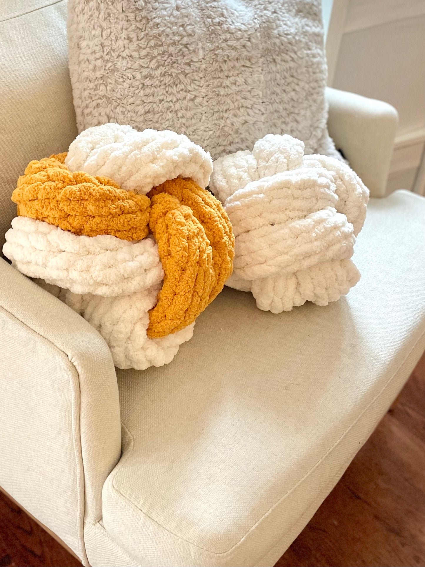 Knot Sphere Throw Pillow Set in White and Mustard