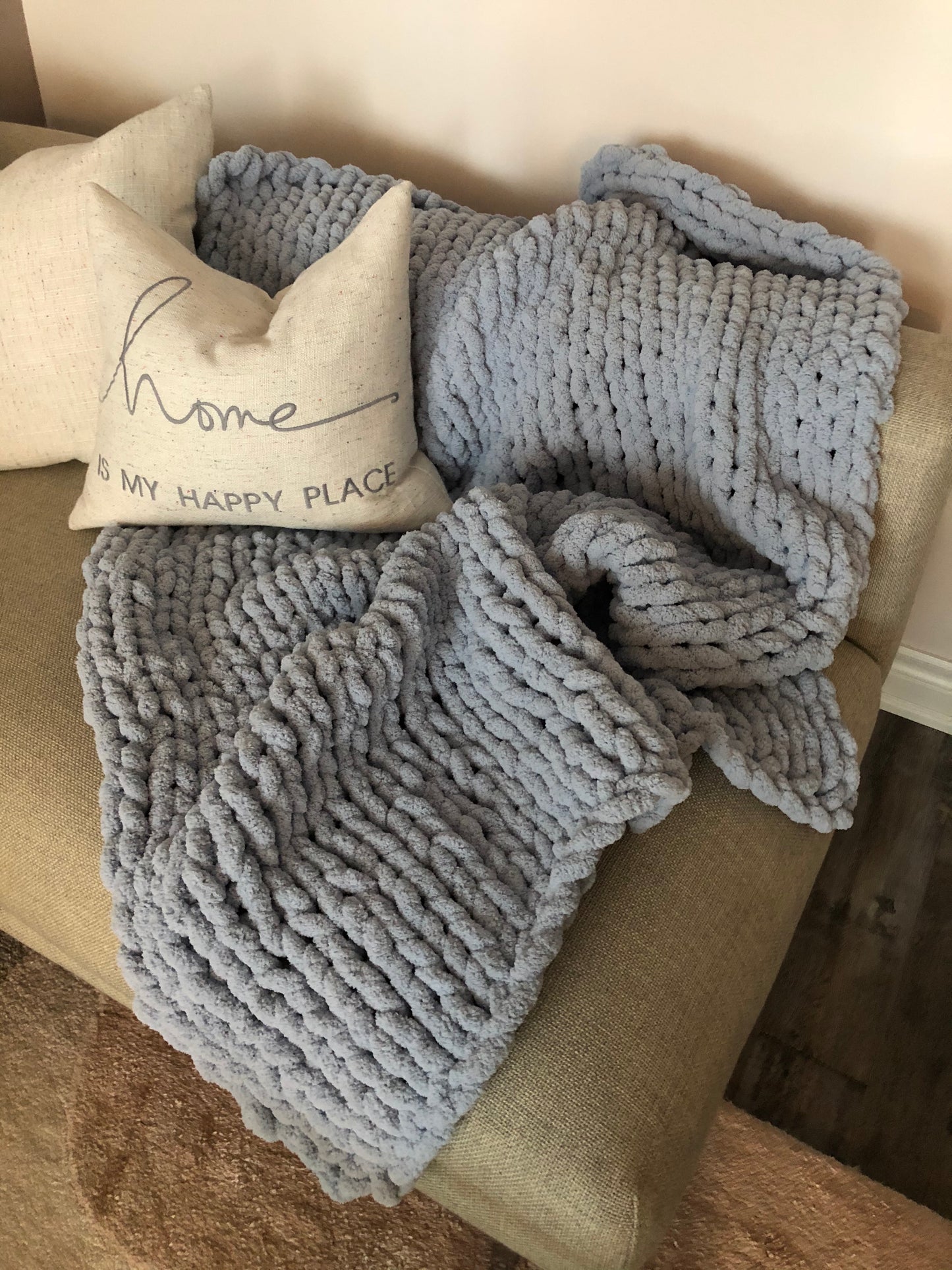 Healing Hand, Chunky Knit Blankets Light Blue