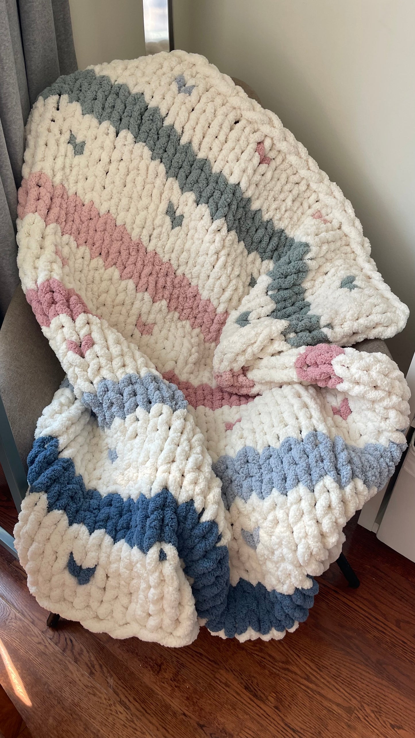 Healing Hand, Chunky Knit Blankets - Stripes with Hearts