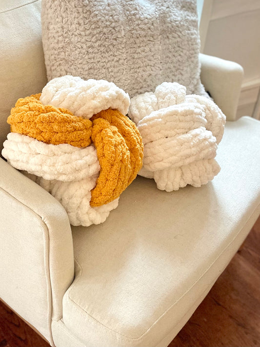 Knot Sphere Throw Pillow Set in White and Mustard