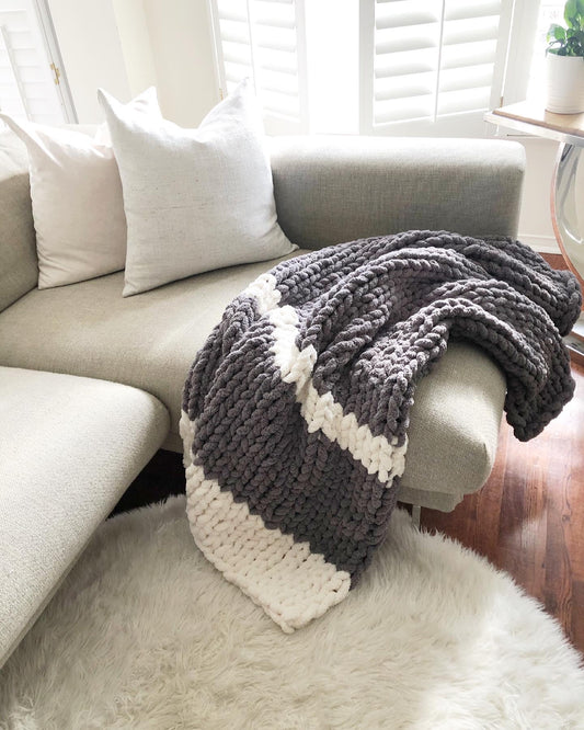 Healing Hand, Chunky Knit Stormy Grey
