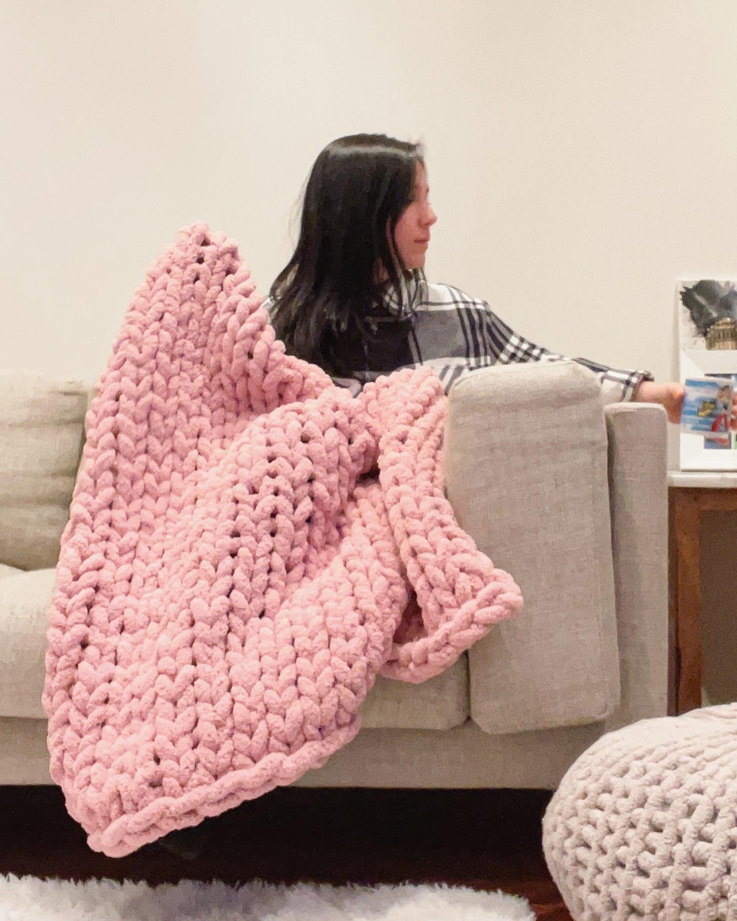 Healing Hand, Chunky Knit Blankets Blush Pink