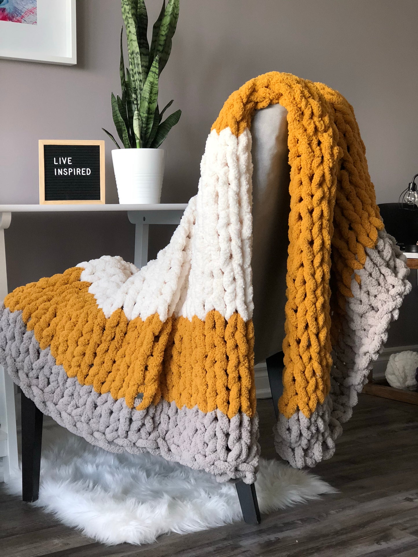 Healing Hand, Chunky Knit Blankets Mustard